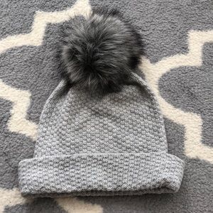 NWOT Knit Fuzzy Faux Fur Pom Pom Beanie Winter